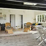 Idyllic Tranquility And Island Atmosphere On Thuro 別荘 *