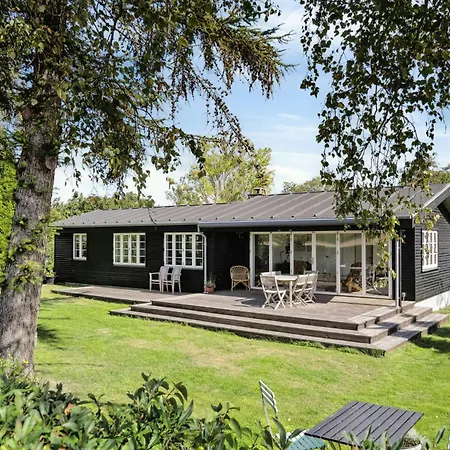 Holiday home Idyllic Tranquility And Island Atmosphere On Thuro