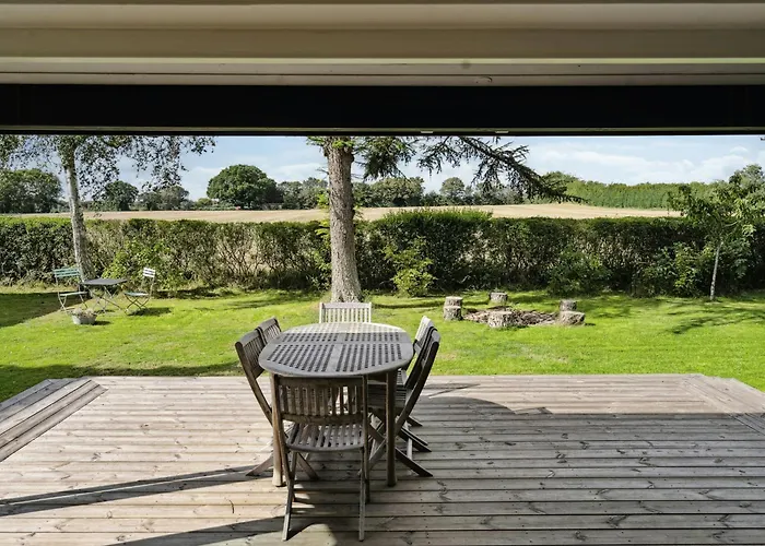 Idyllic Tranquility And Island Atmosphere On Thuro * スベンボー